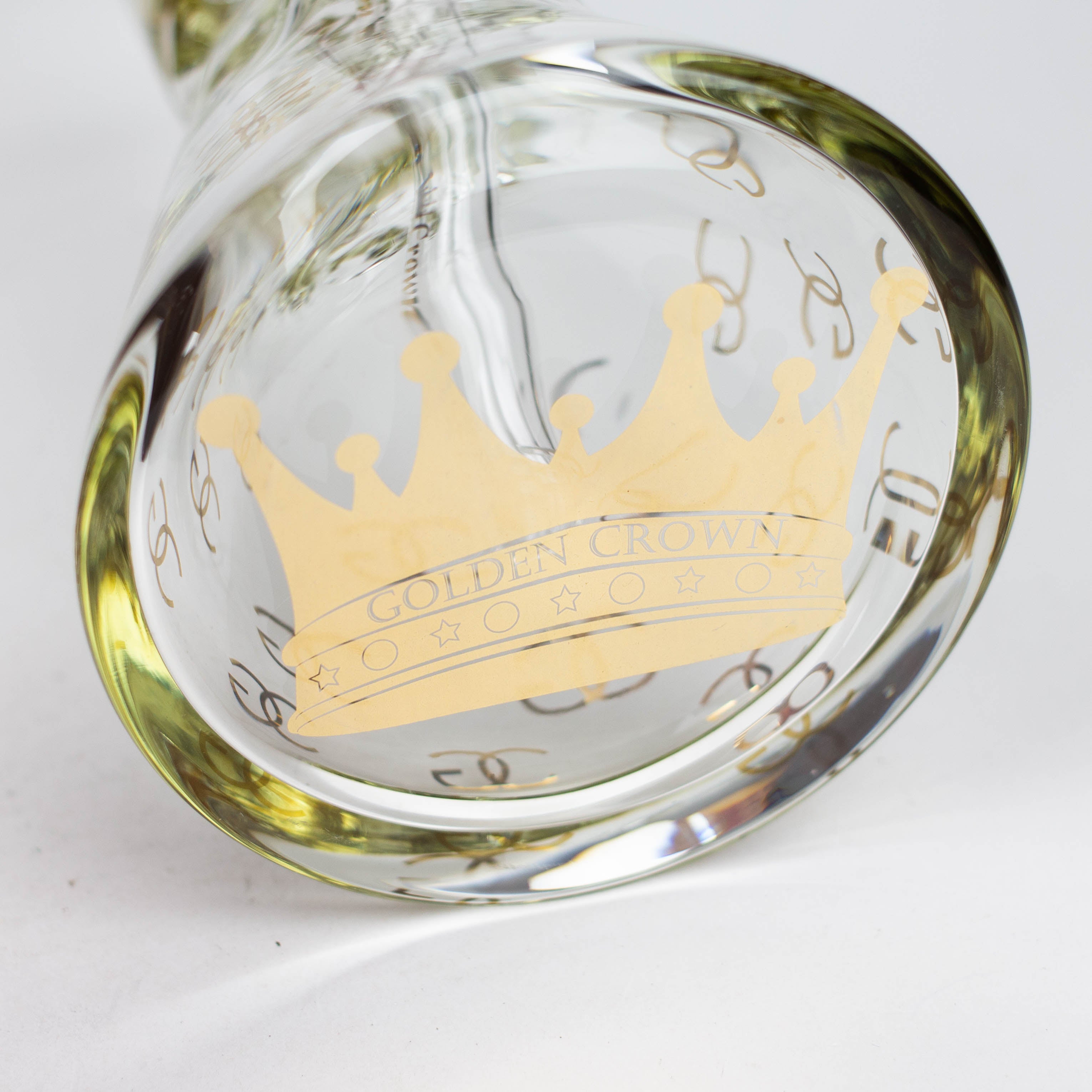 Golden Crown™ | 14Inch 9mm GC bong with 24K Gold Emblem Secondary image