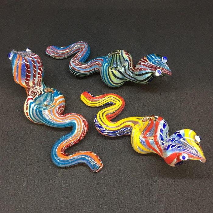 6" Snake Insideout Pipe [PIP979] Secondary image