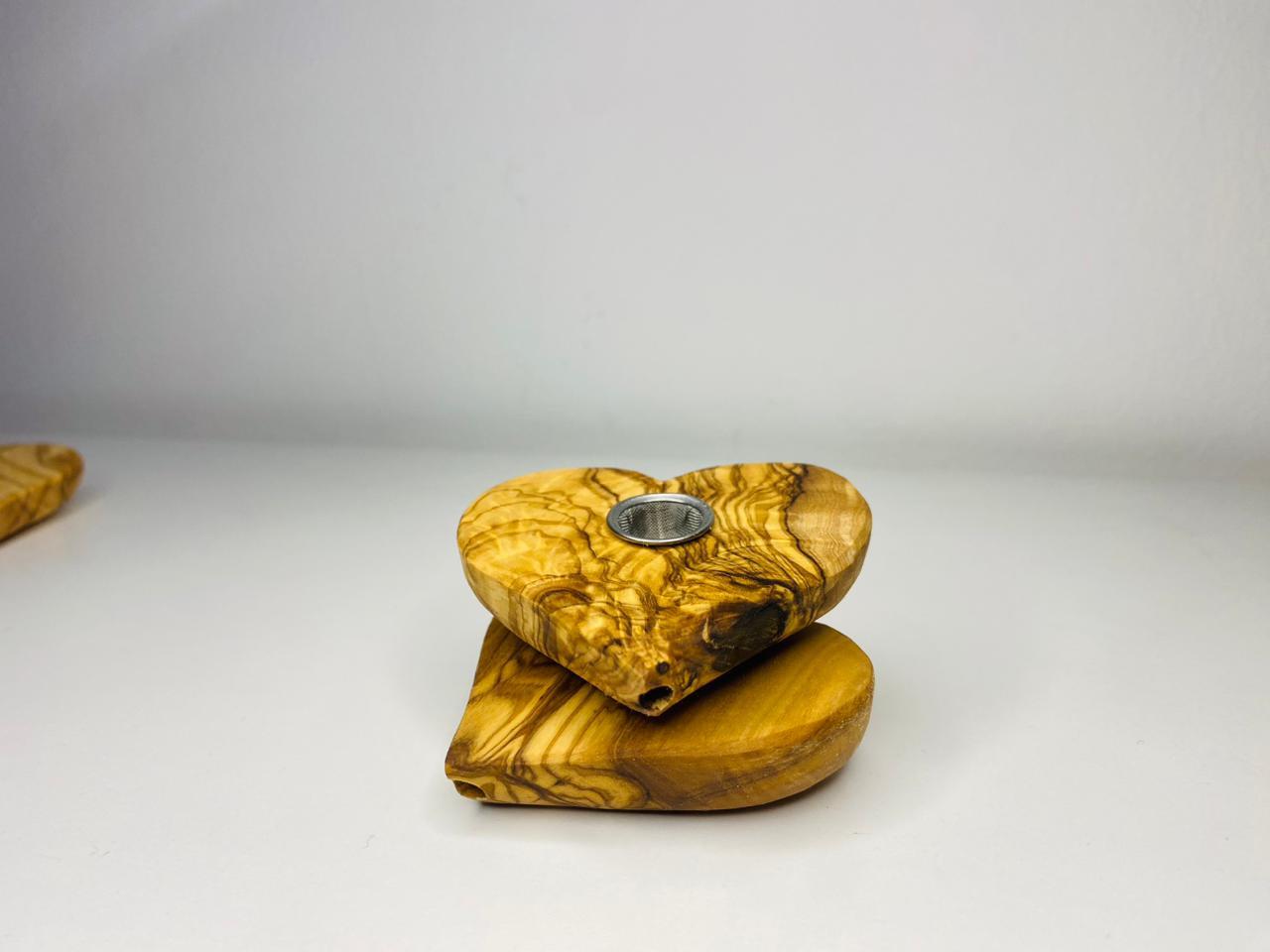 VOW | Olive Wood Heart Pipe Secondary image