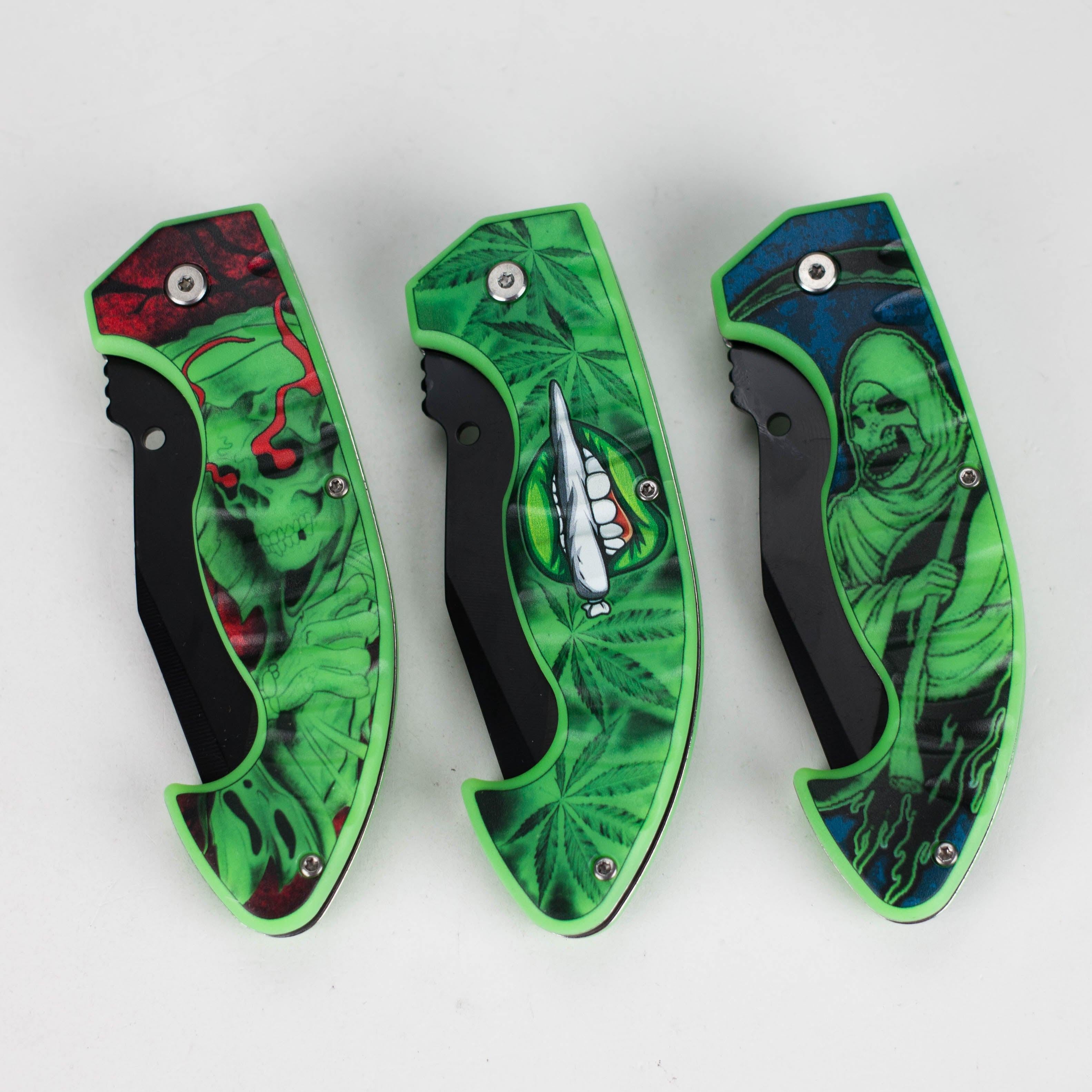 Venom Strike Foldable Pocket Knife Secondary image