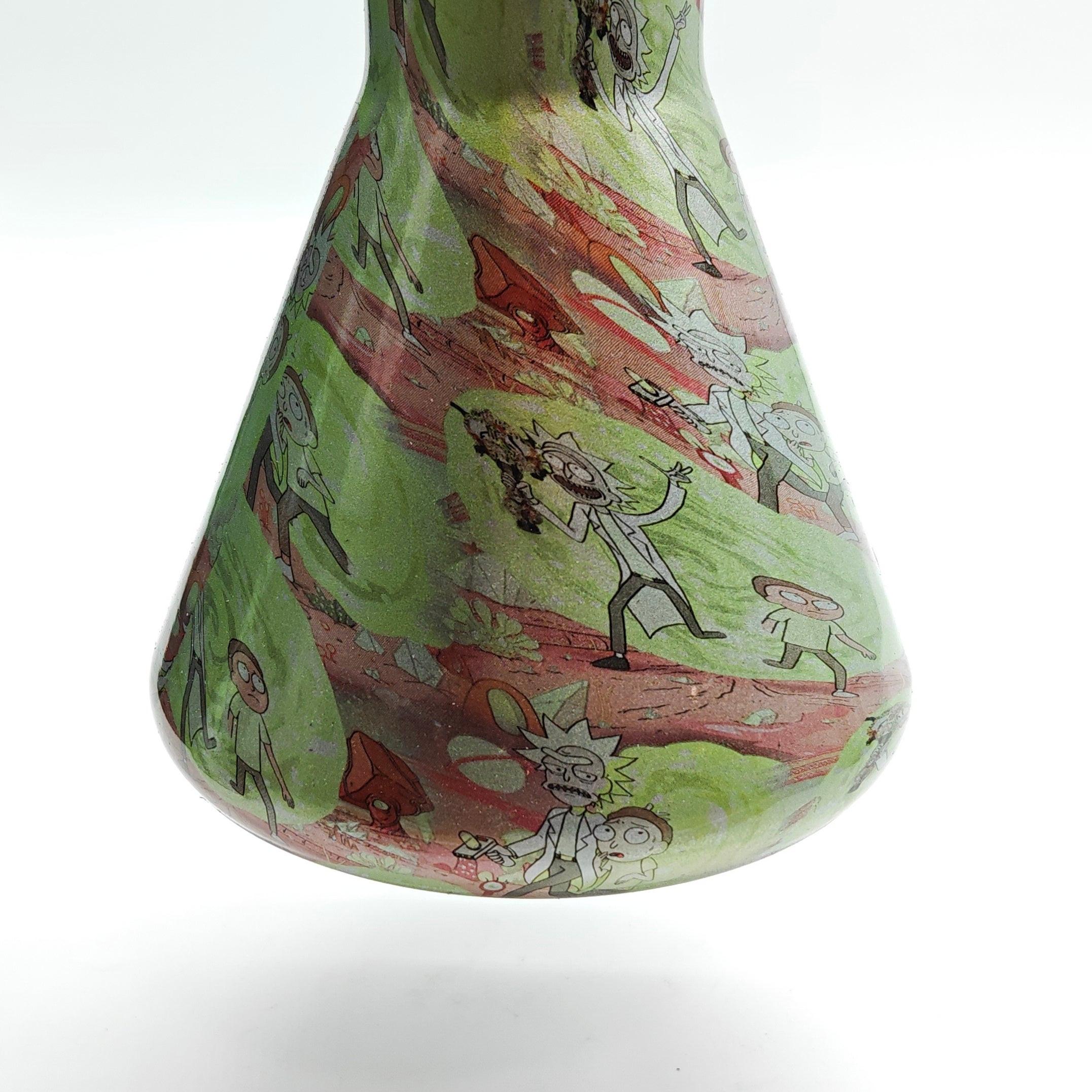 13" 7mm Hydrographic Glass Bong-Assorted Designs Secondary image