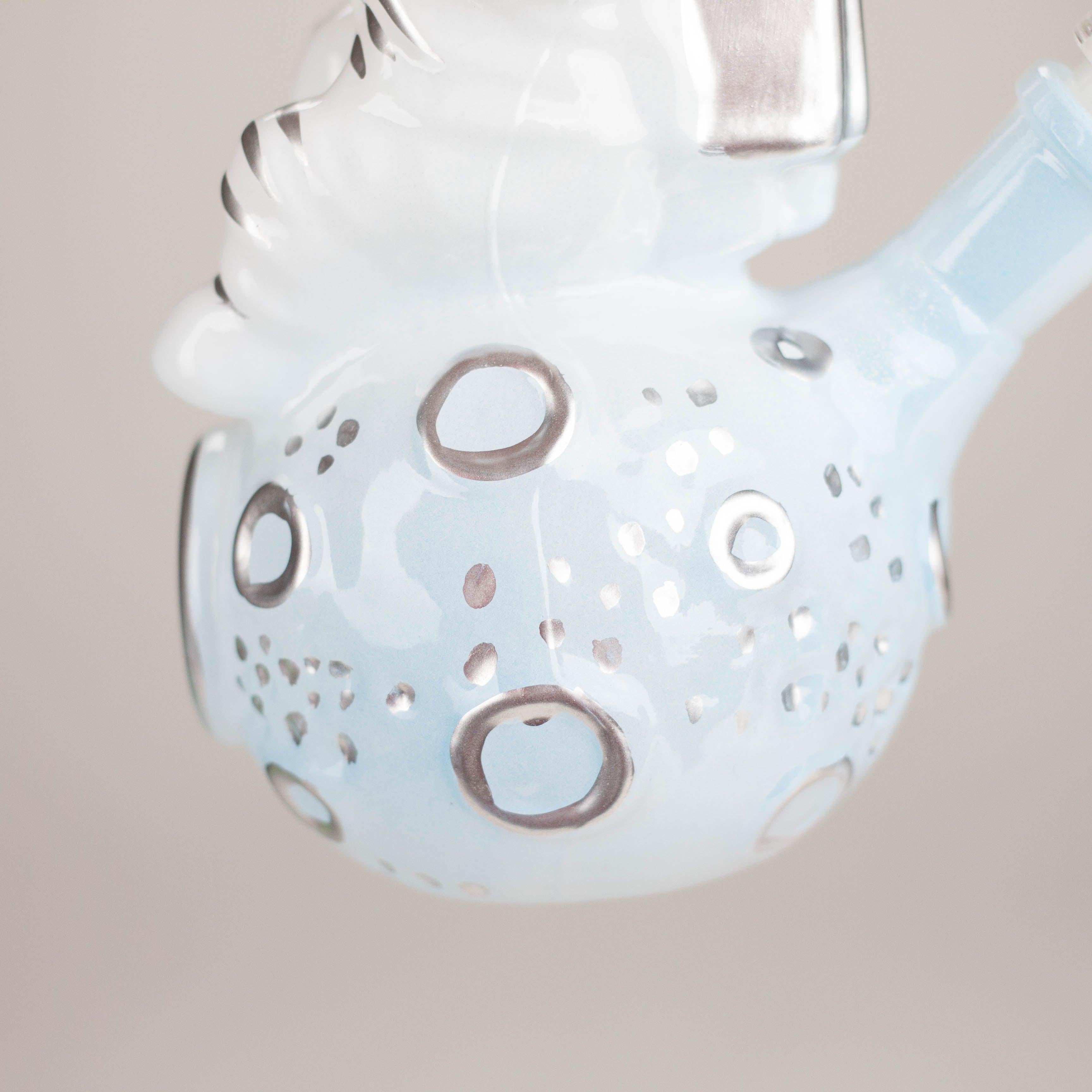 7" 3D Astronaut Glass Bong – Space Inspired Water Pipe