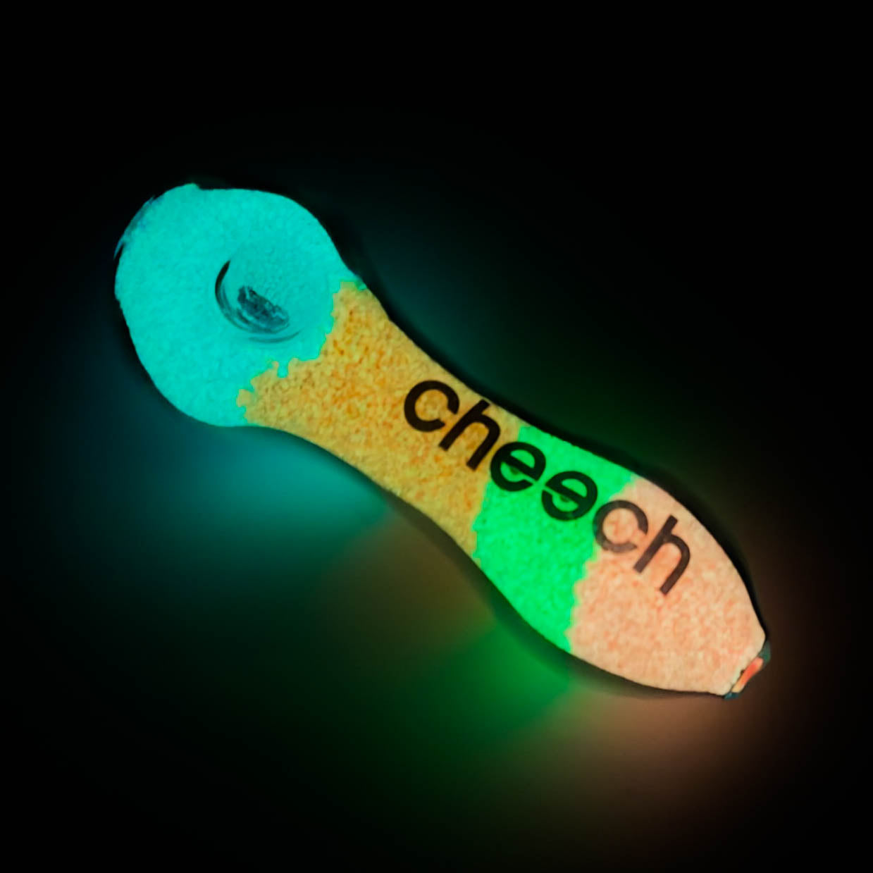 Cheech | 4.5" Glow in the Dark Hand Pipe – Assorted Colors Secondary image