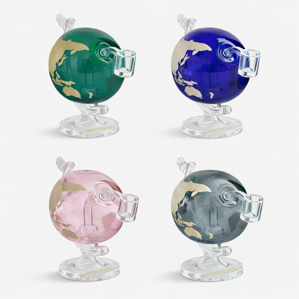 Fortune | 7.5" Globe World Map Glass Bong – 14mm Joint Main image