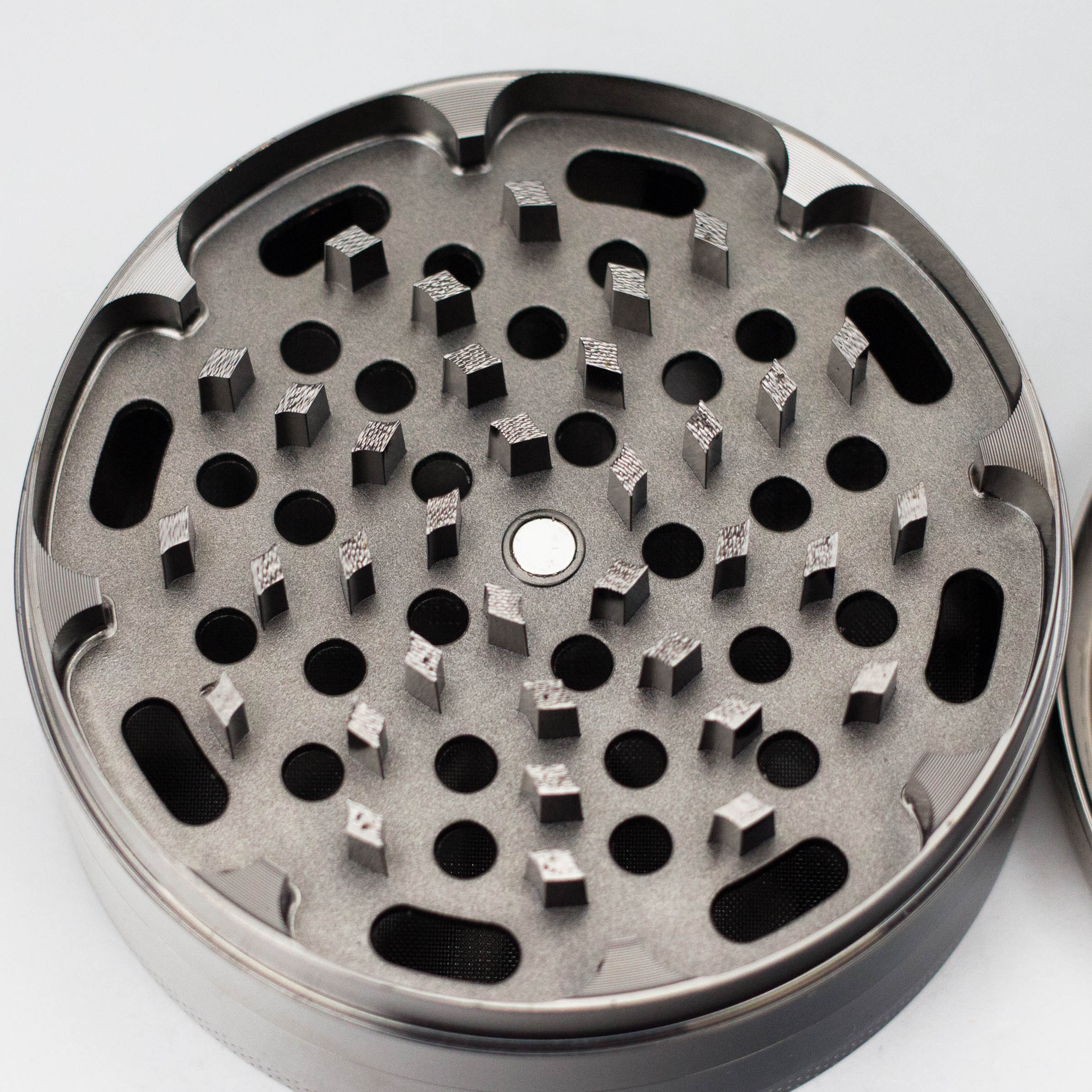 Zinc Gun Metal HIT Grinder 100mm 4pts
