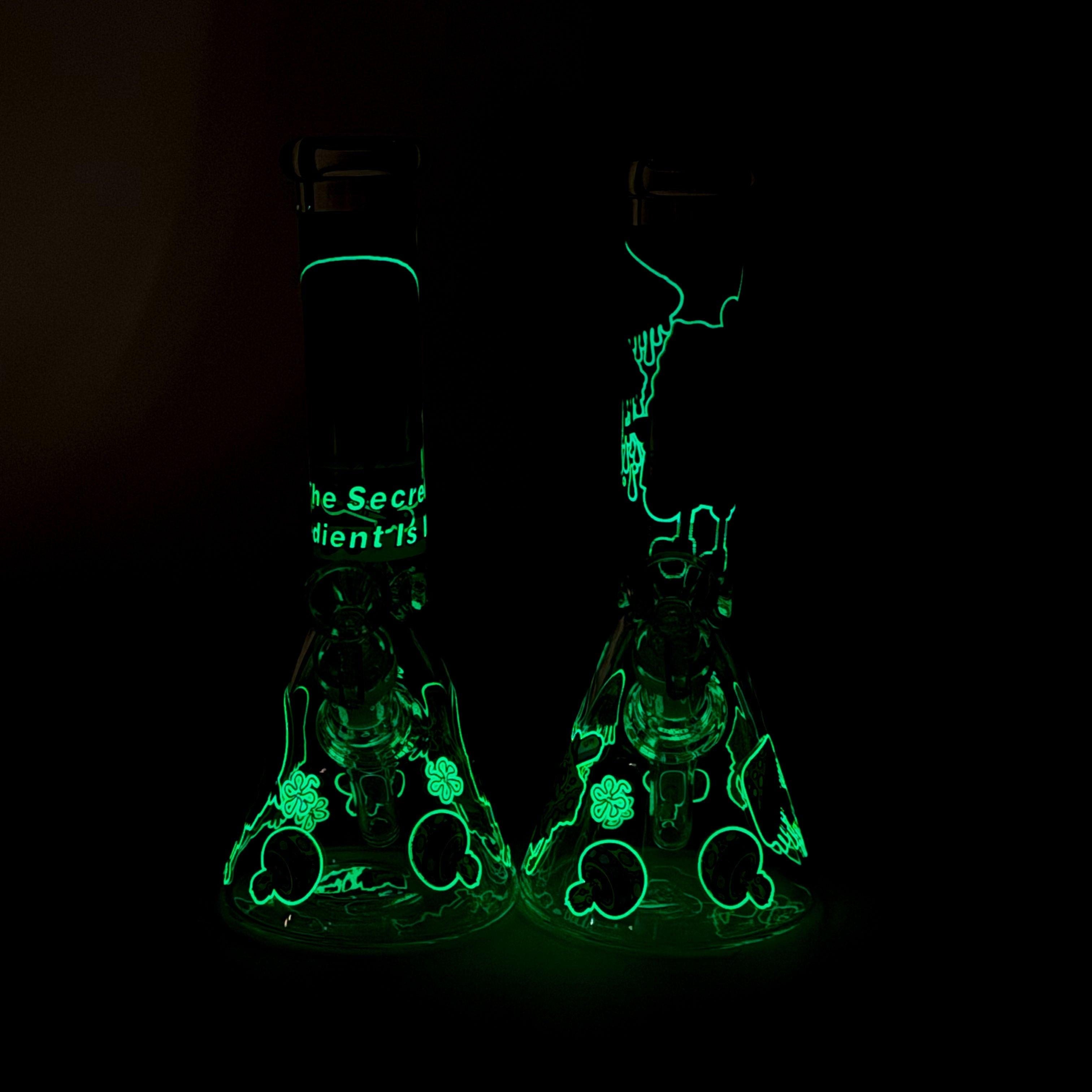 10" Glow-in-the-Dark Glass Bong with Cartoon Sponge Design