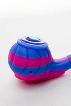 Sherlock Silicone pipe in display with glass bowl-WP139