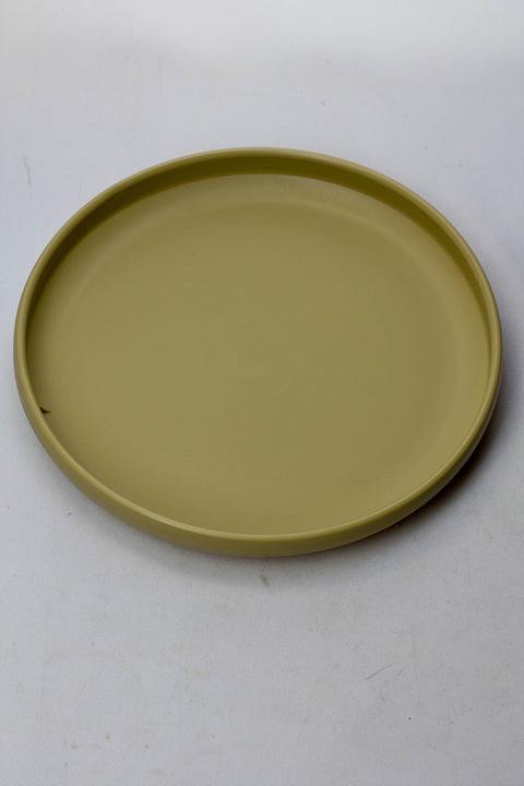 Raw flying rolling tray