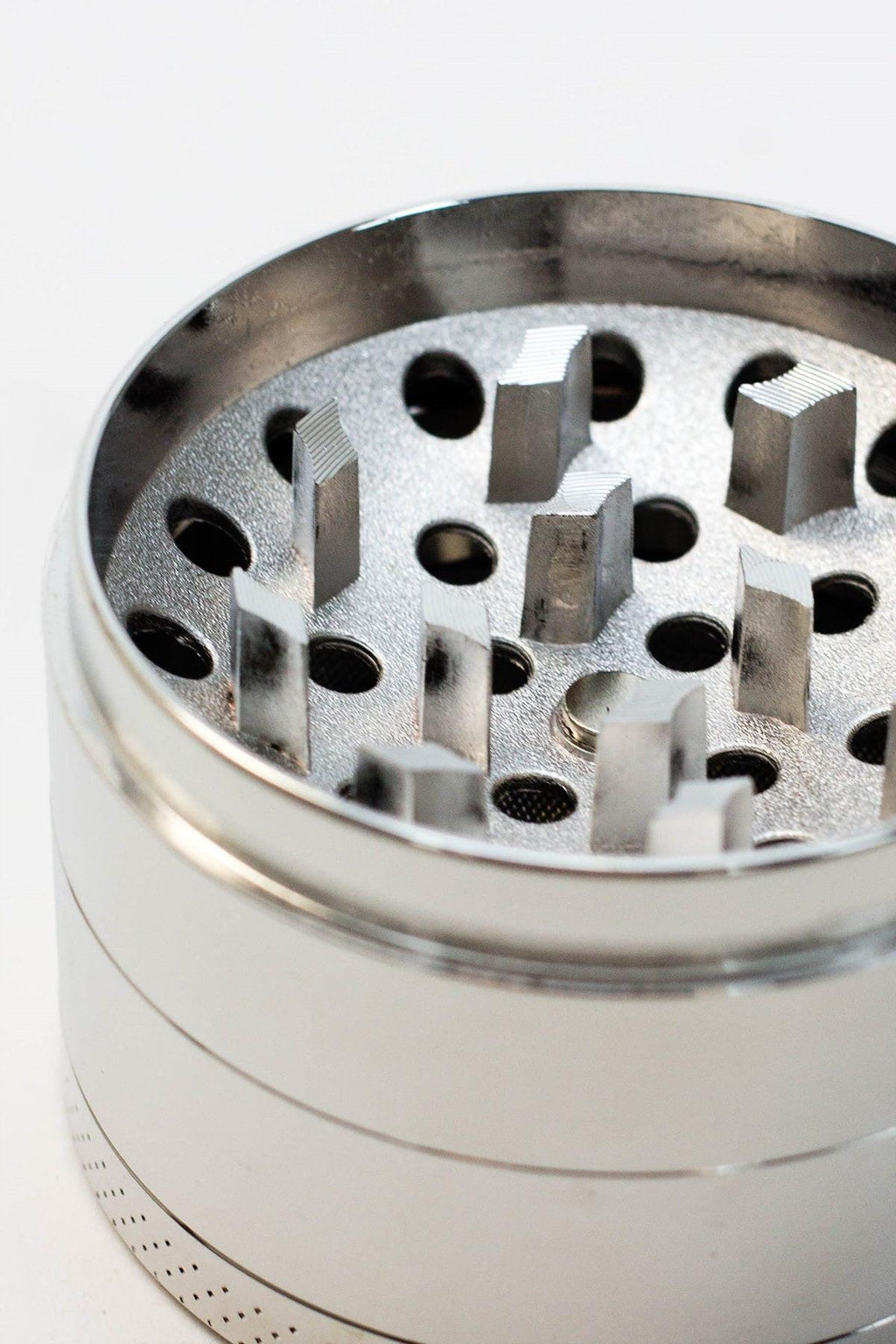 GHOST 4 parts color grinder with a decoration lid