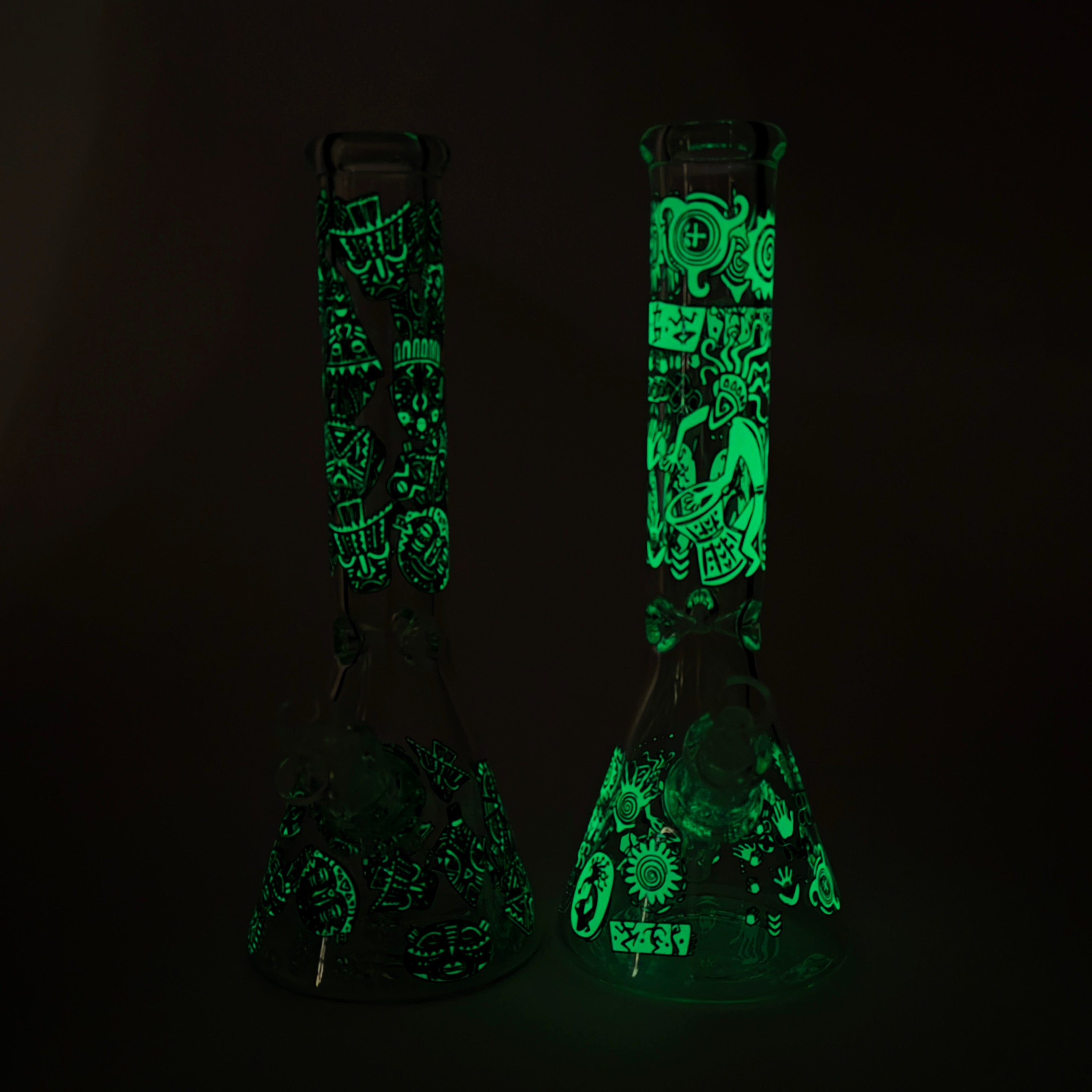 14" 7mm Thick Glass Water Bong – Glow in the Dark Beaker Bong Secondary image