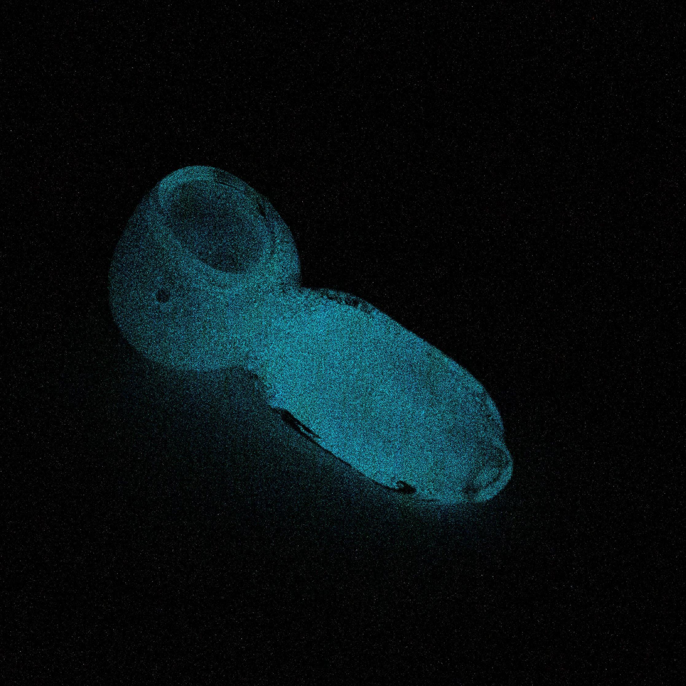 3" soft glass glow in the dark hand pipe [9188] Pack of 2 Secondary image